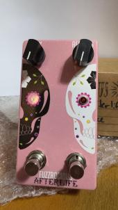 Mid-Fi Electronics Clari(not) fuzz version | Axe And You Shall
