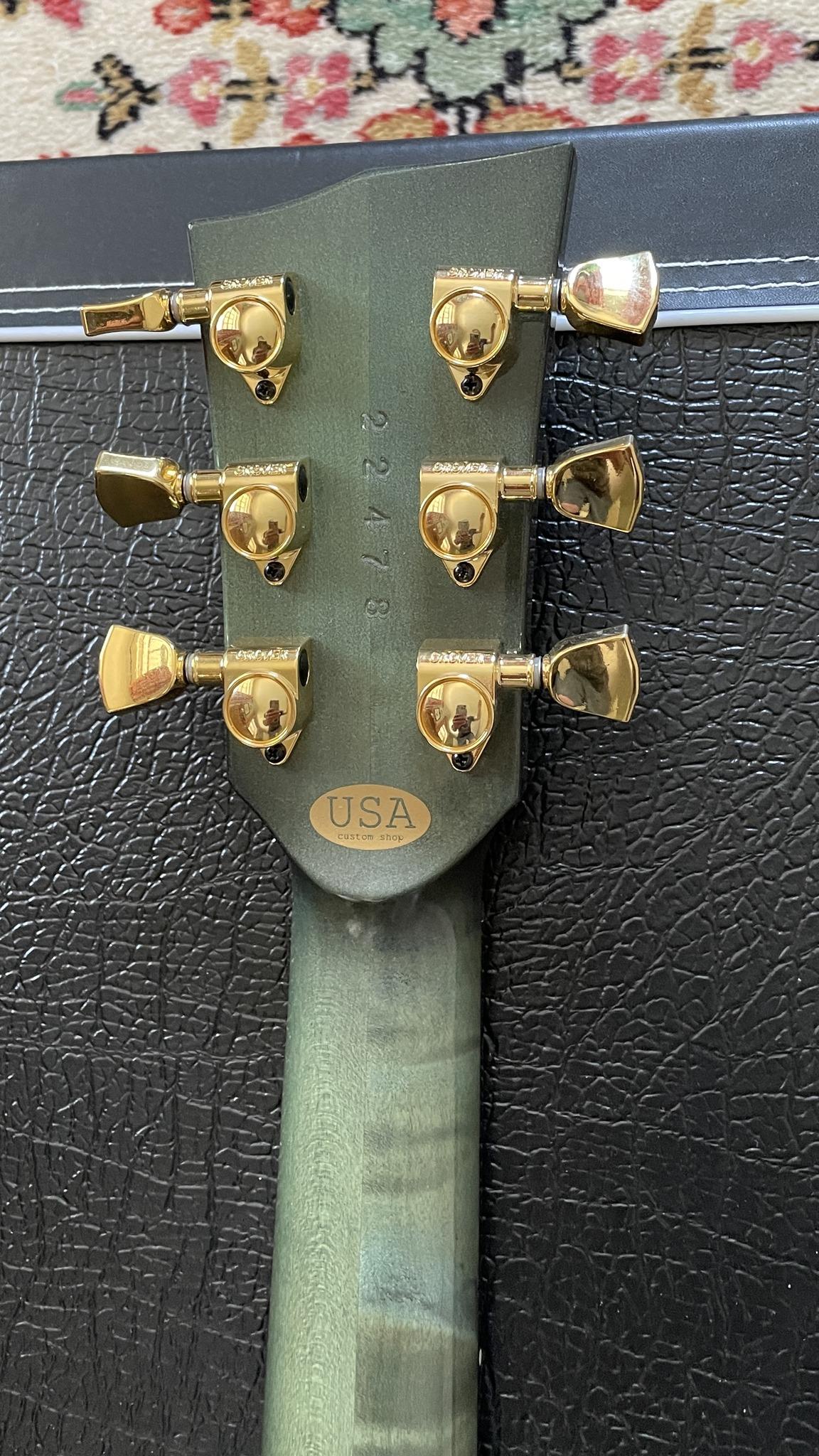 Dunable Guitars Custom Yeti Axe... And You Shall Receive