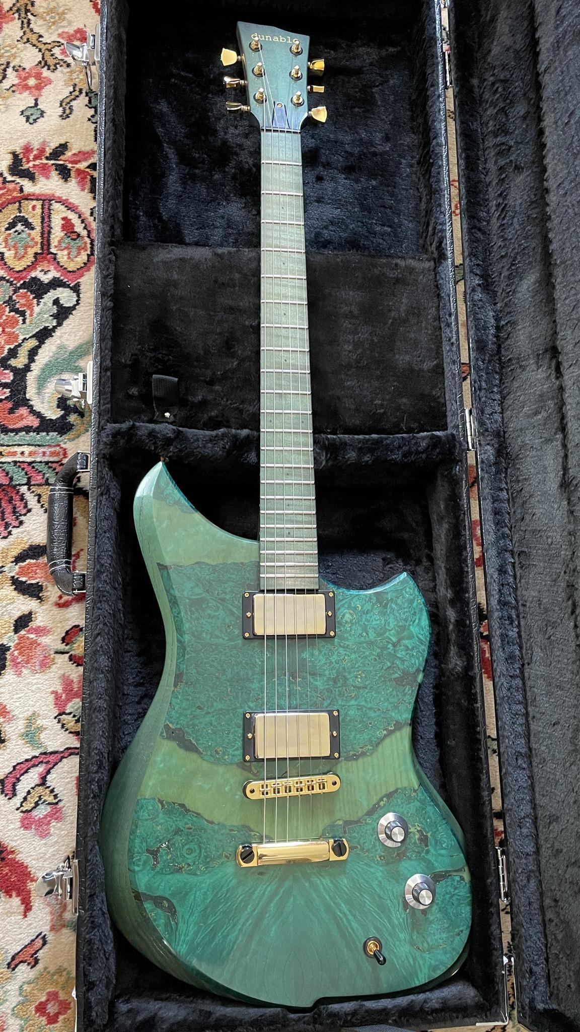 Dunable Guitars Custom Yeti Axe... And You Shall Receive