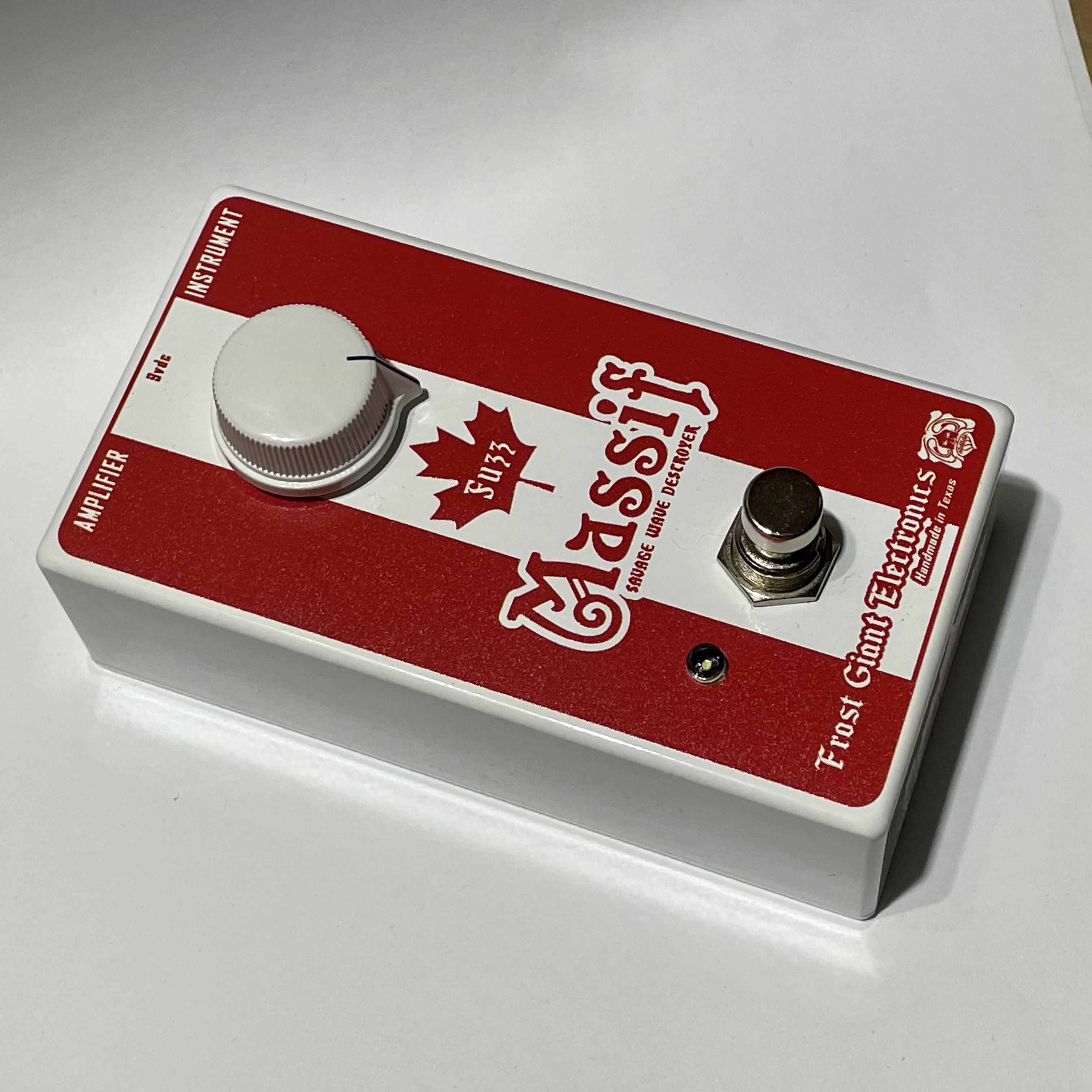 Frost Giant Electronics Massif (Canuck Limited edition) | Axe
