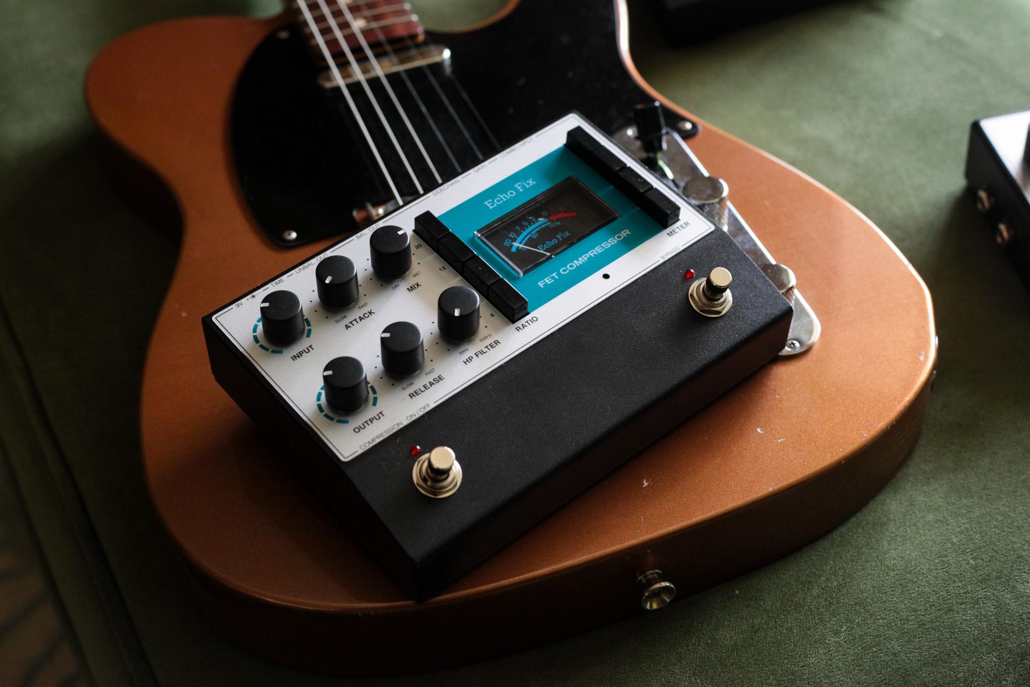 ギター FERMATA Compressor fermata_right.jpg