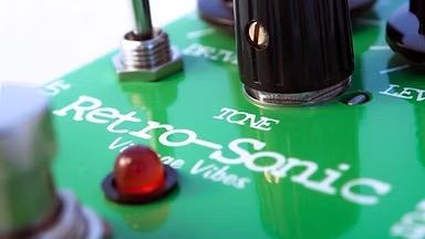 Retro-Sonic Eight-0-Eight Overdrive V2 | Axe And You