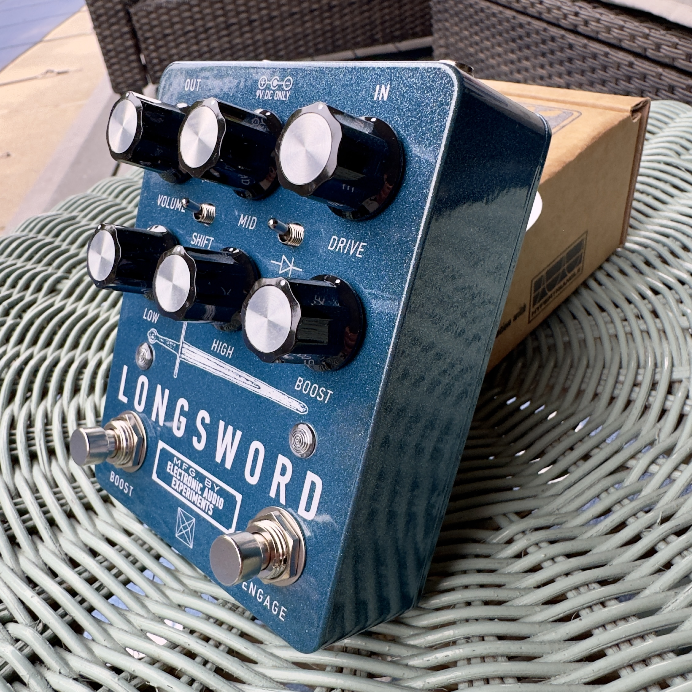 Electronic Audio Experiments Longsword V4.5 - Illusion Pacific finish