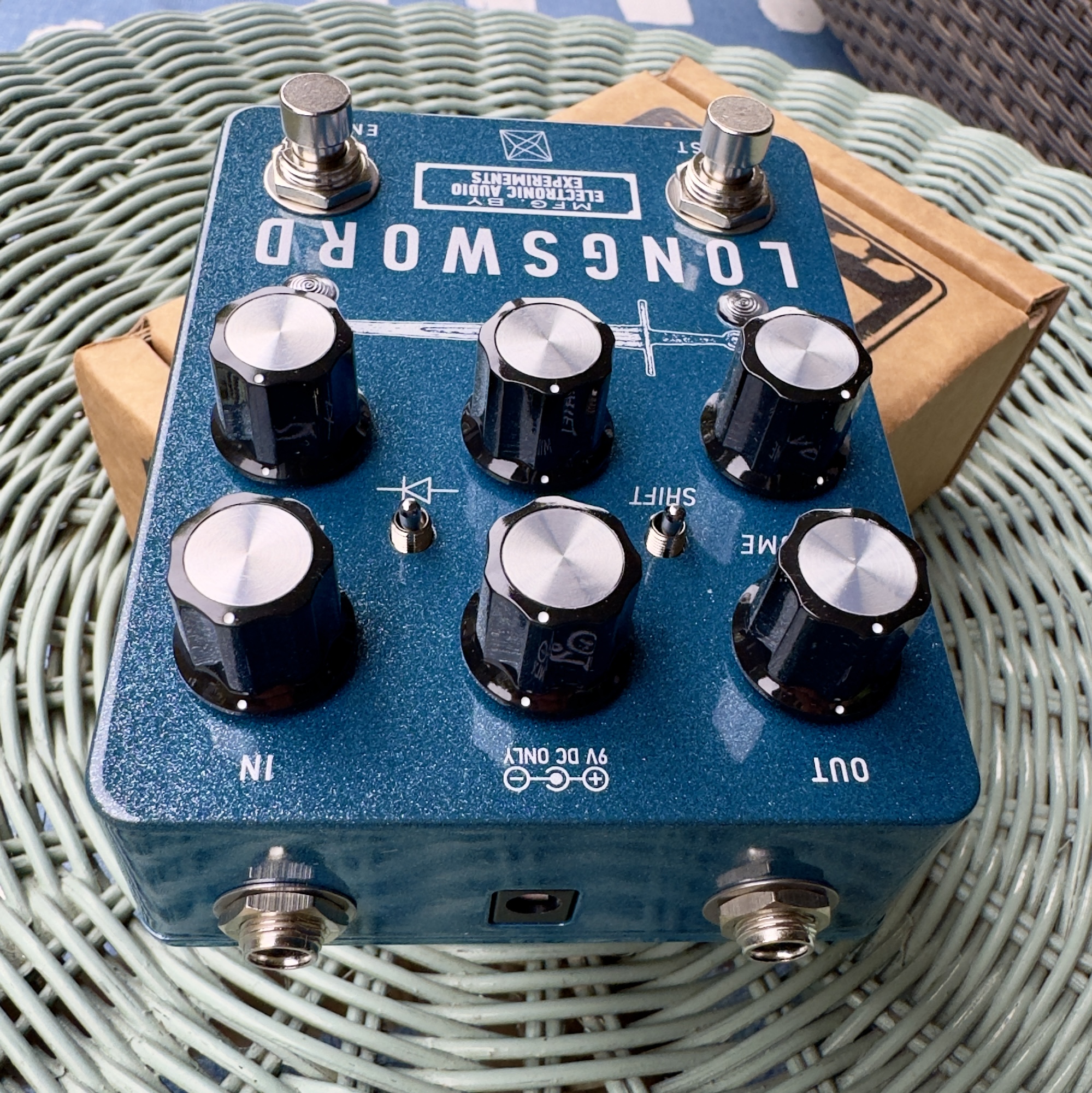 Electronic Audio Experiments Longsword V4.5 - Illusion Pacific finish