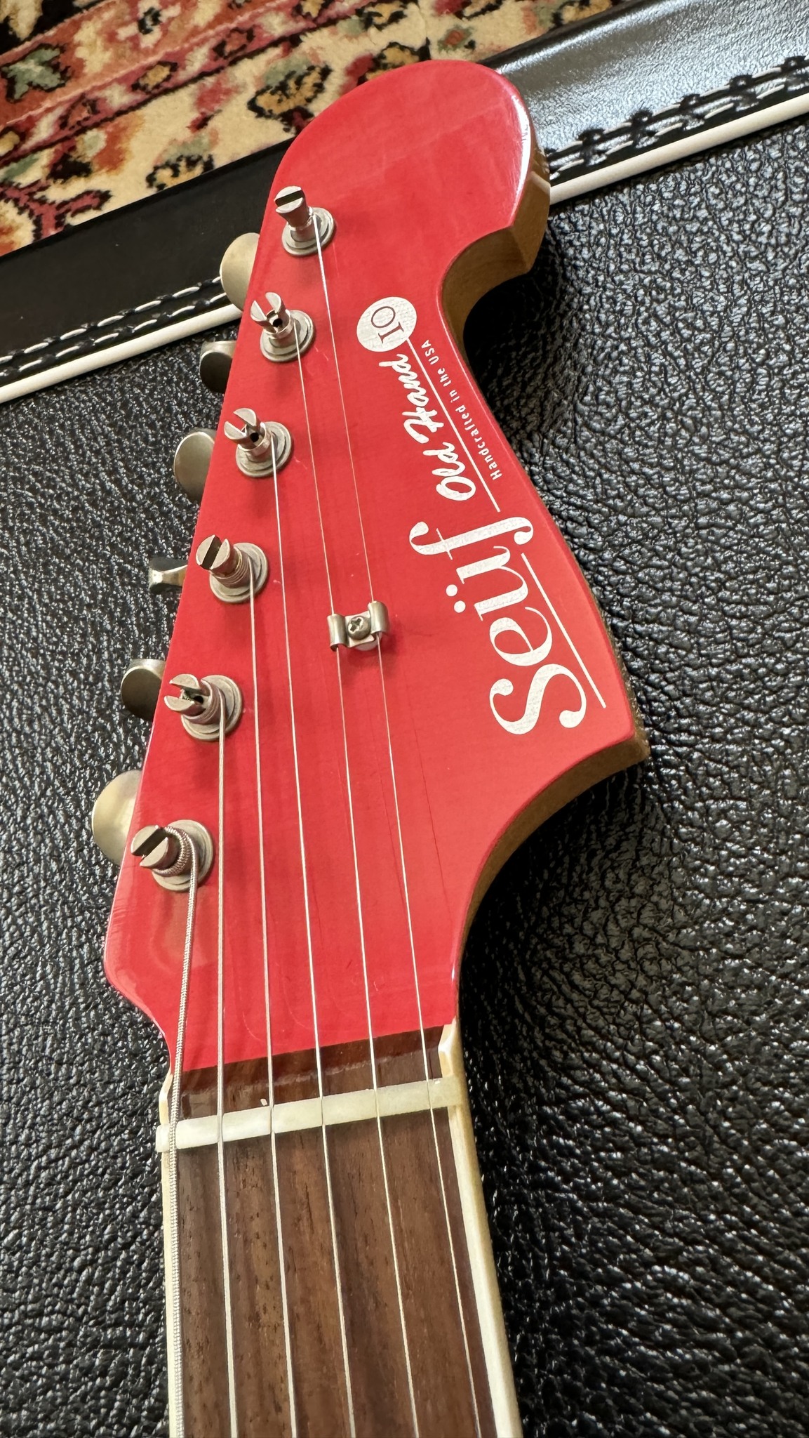 Seüf Guitars Old Hand 10 (OH-10) Offset Style - Fiesta Red