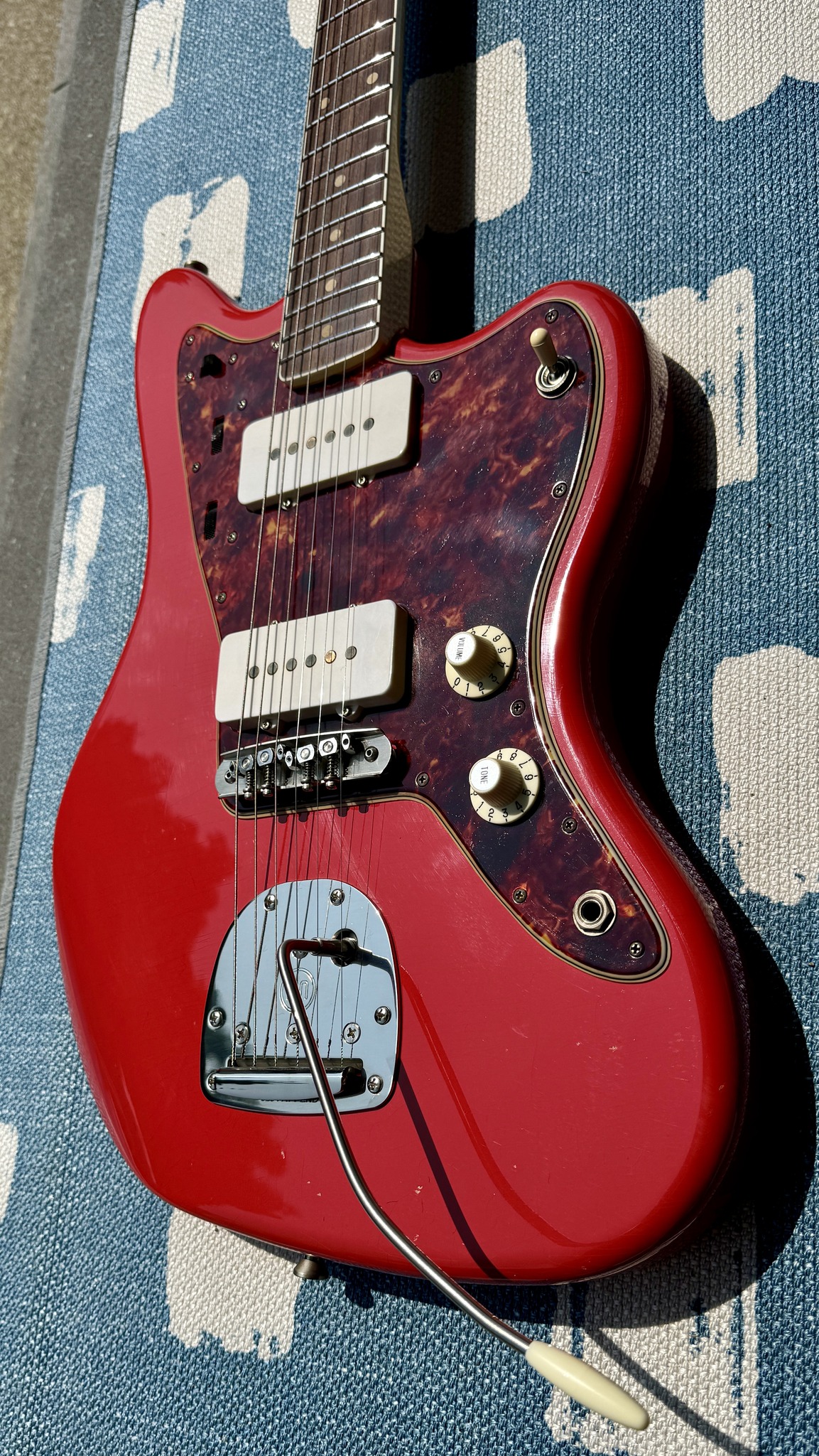 Seüf Guitars Old Hand 10 (OH-10) Offset Style - Fiesta Red
