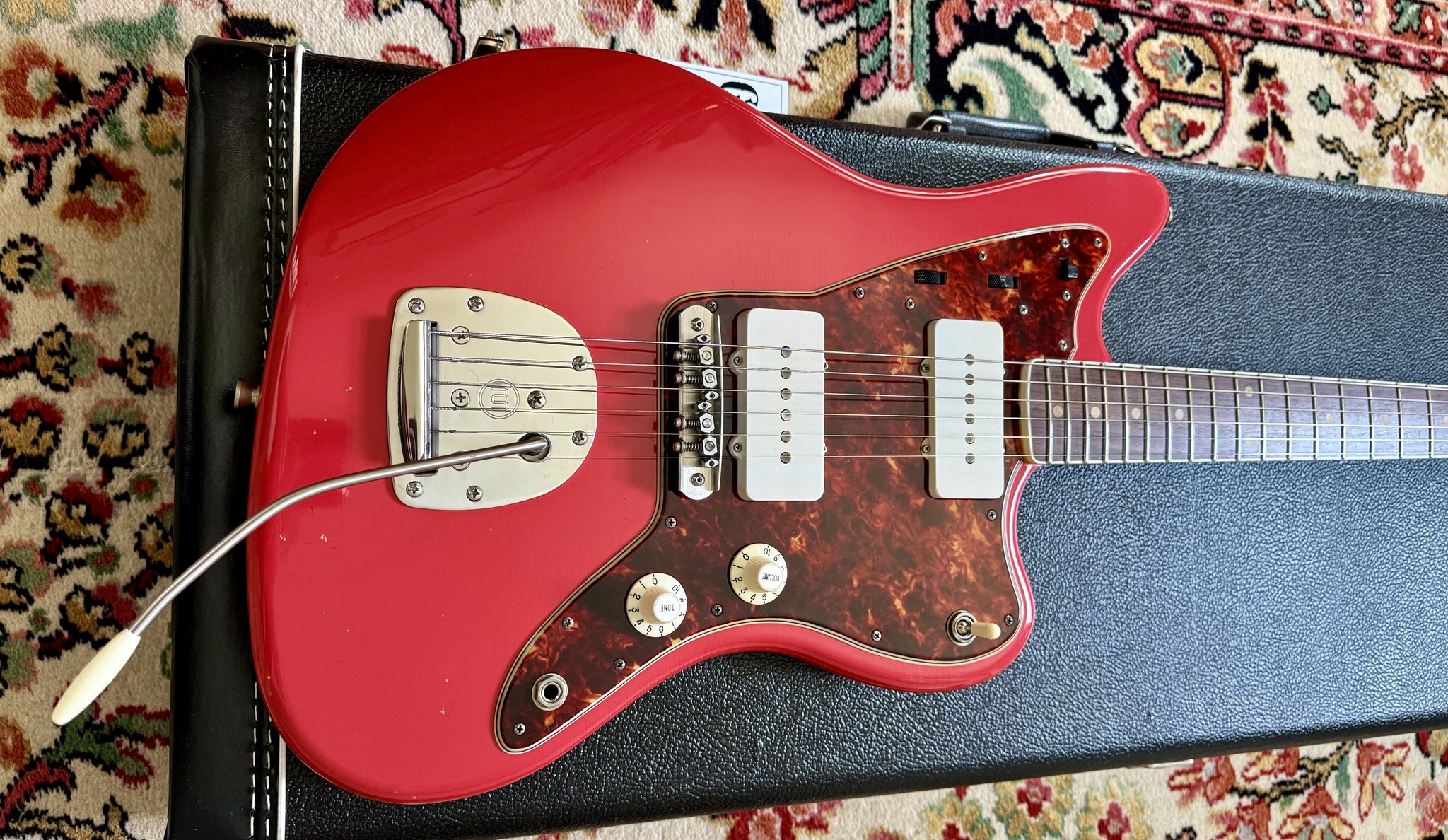 Seüf Guitars Old Hand 10 (OH-10) Offset Style - Fiesta Red