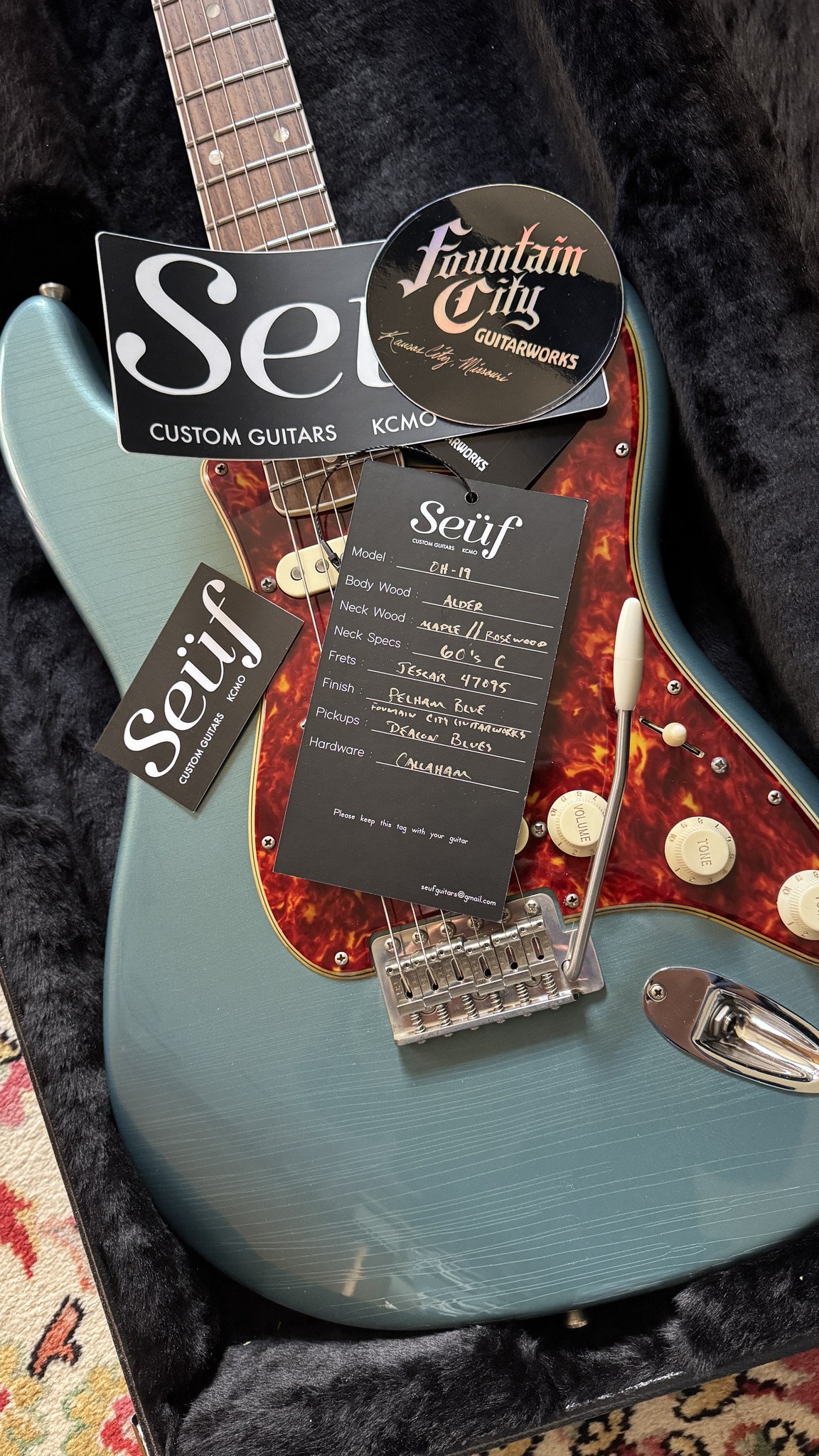 Seüf Guitars Old Hand 19 (OH-19) Strat Style - Aged Pelham Blue