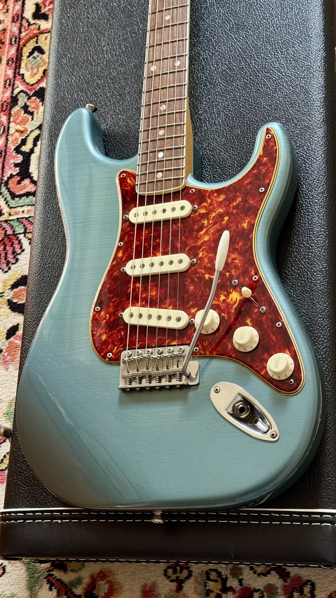 Seüf Guitars Old Hand 19 (OH-19) Strat Style - Aged Pelham Blue