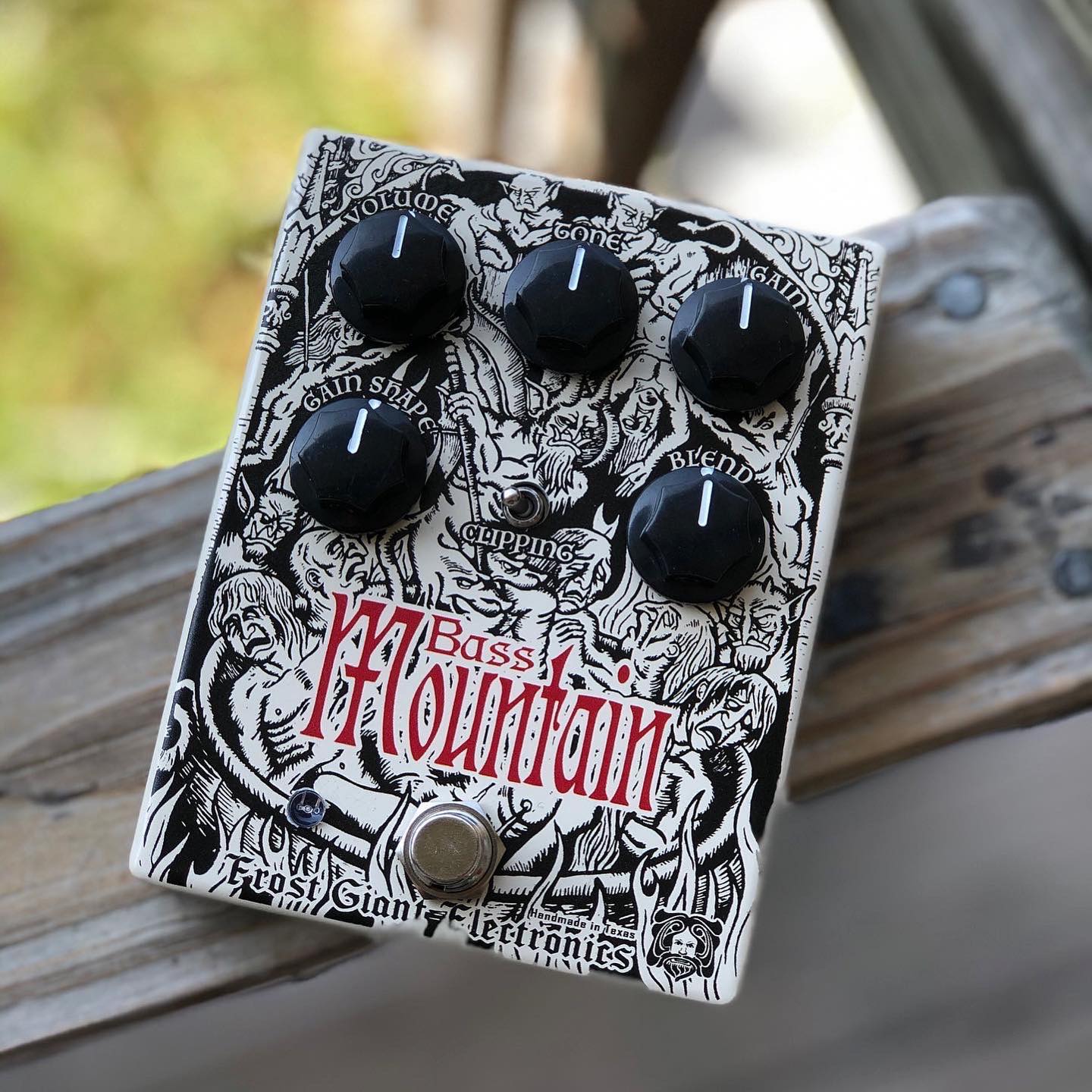 Frost Giant Electronics Bass Mountain 