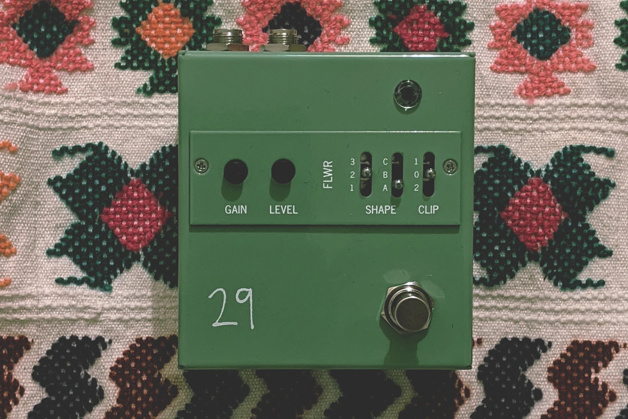 29 Pedals FLWR