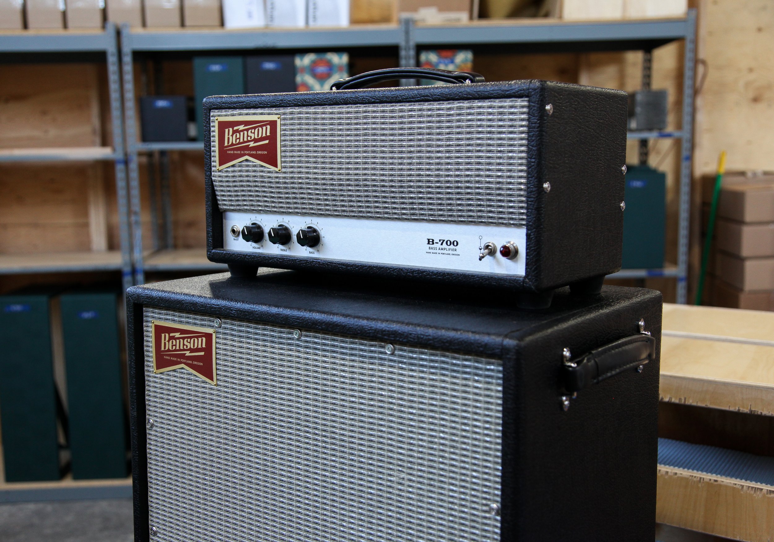 Benson Amps B700 Bass Head & 15N Bass Cabinet