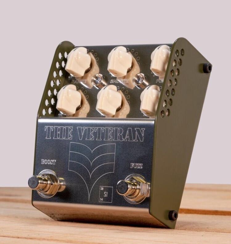 ThorpyFX The VETERAN (Si) Vintage Fuzz and Boost