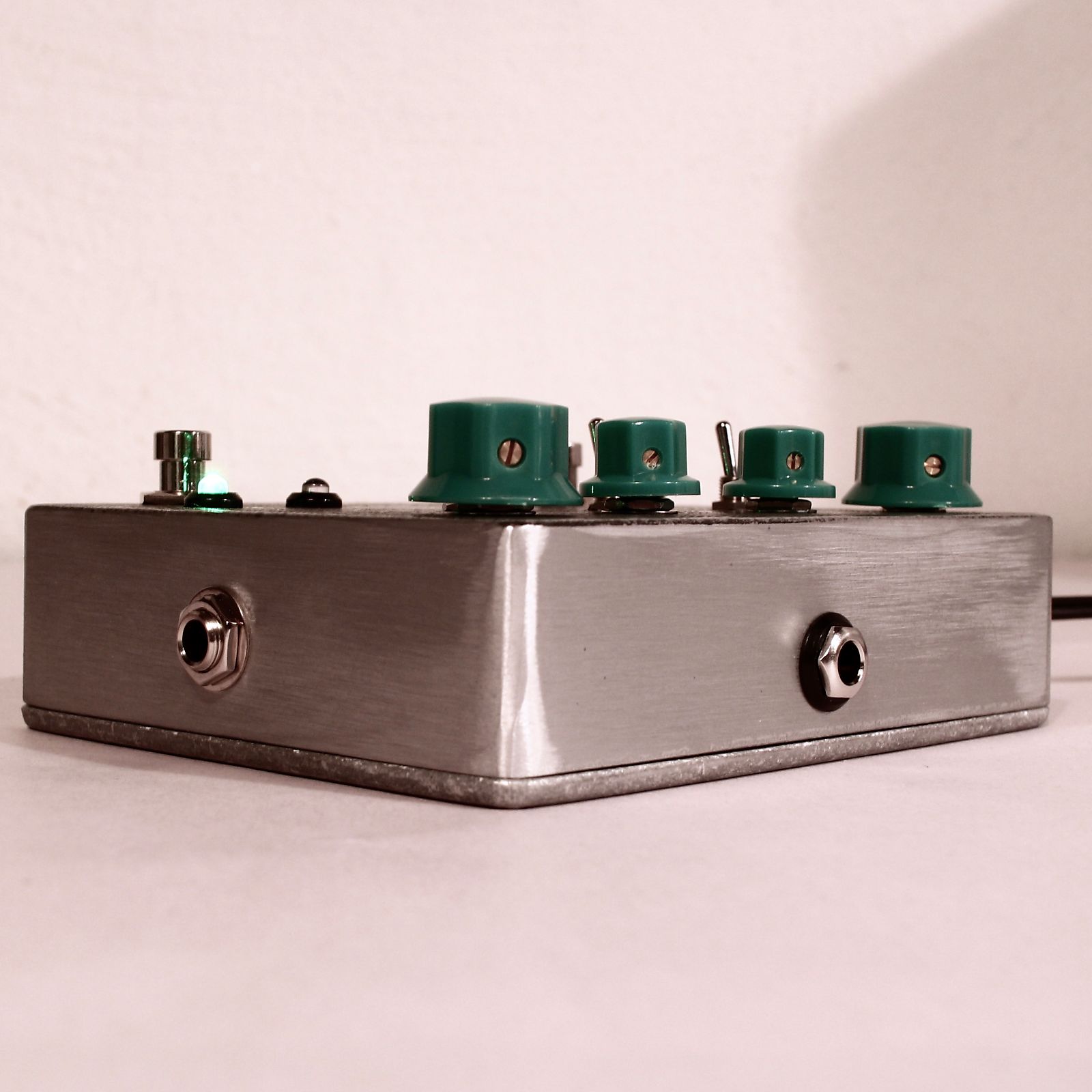 Triode Pedals Leviathan Resonant Filter