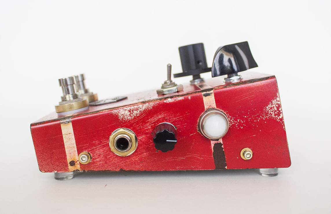 Beetronics WhoctaHell Low Octave Fuzz